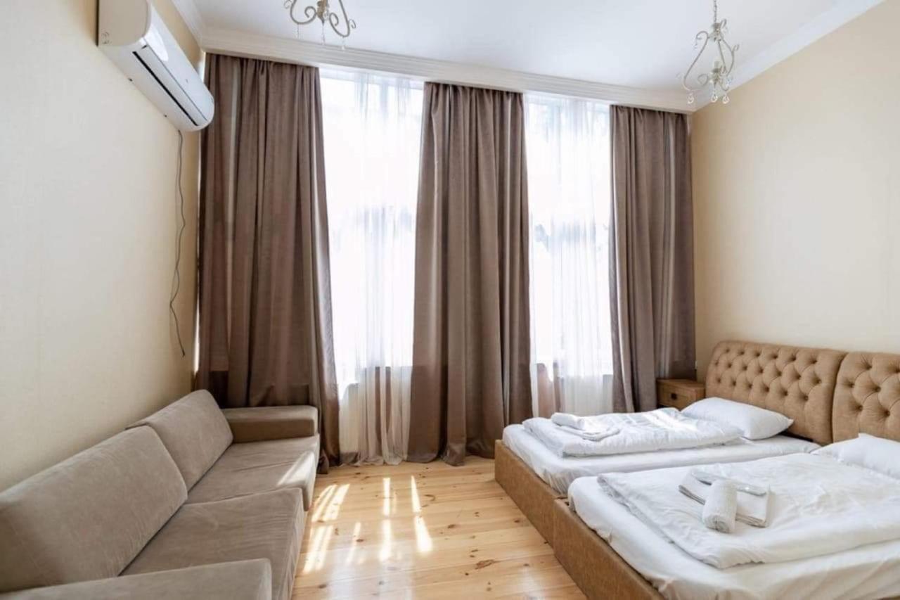 Crypto Hotel Tbilisi Bagian luar foto