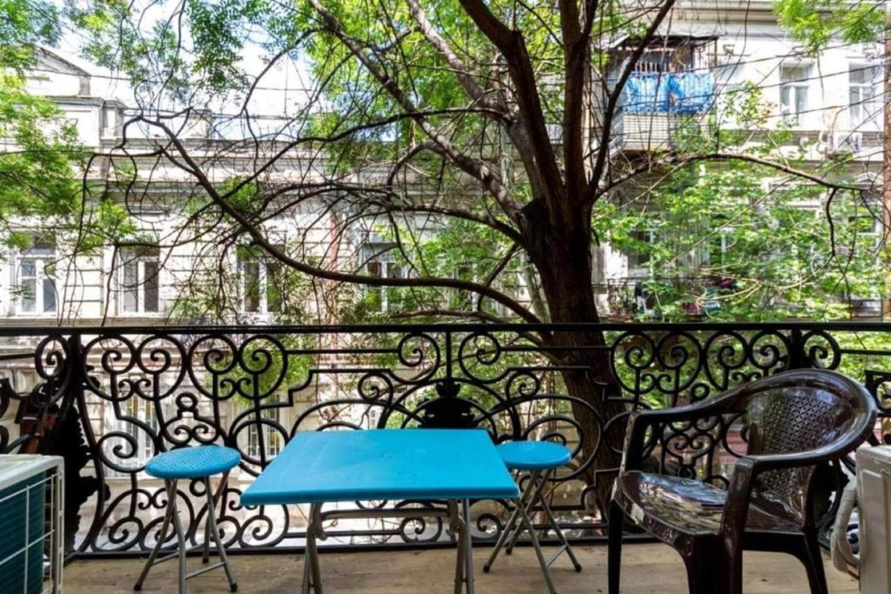 Crypto Hotel Tbilisi Bagian luar foto